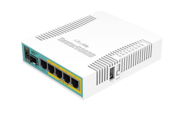 ΔΙΚΤΥΑΚΟΣ ΡΟΥΤΕΡ 10/100/1000M 5ΘΥΡΩΝ/HEX POE RB960PGS MIKROTIK