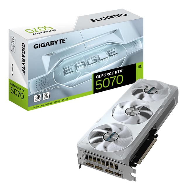 Κάρτα γραφικών GIGABYTE NVIDIA GeForce RTX 5070, 12 GB, GDDR7, 192 bit, PCIE 5.0 16x, GPU 2587 MHz, Triple slot Fansink, 1xHDMI, 3xDisplayPort (GV-N5070EAGLEOCICE-12GD)