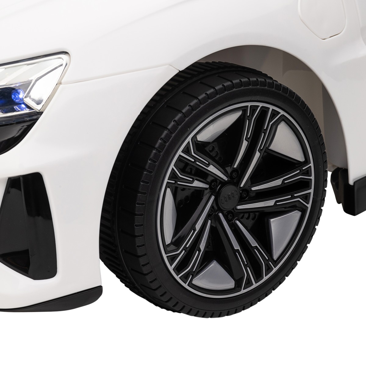 Παιδικό ηλεκτρικό αυτοκίνητο Audi RS e-tron GT με ζώνη ασφαλείας, τηλεχειριστήριο, προβολείς, λειτουργία μουσικής, λευκό, 103 x 58 x 41 cm