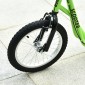 Παιδικό σκούτερ, σκούτερ πόλης, kick scooter, παιδικό kickboard με πνευματικά ελαστικά και χειρόφρενο, σκούτερ για παιδιά από 5 ετών, 16 ίντσες, πράσινο, 139 x 58 x 90-96 cm