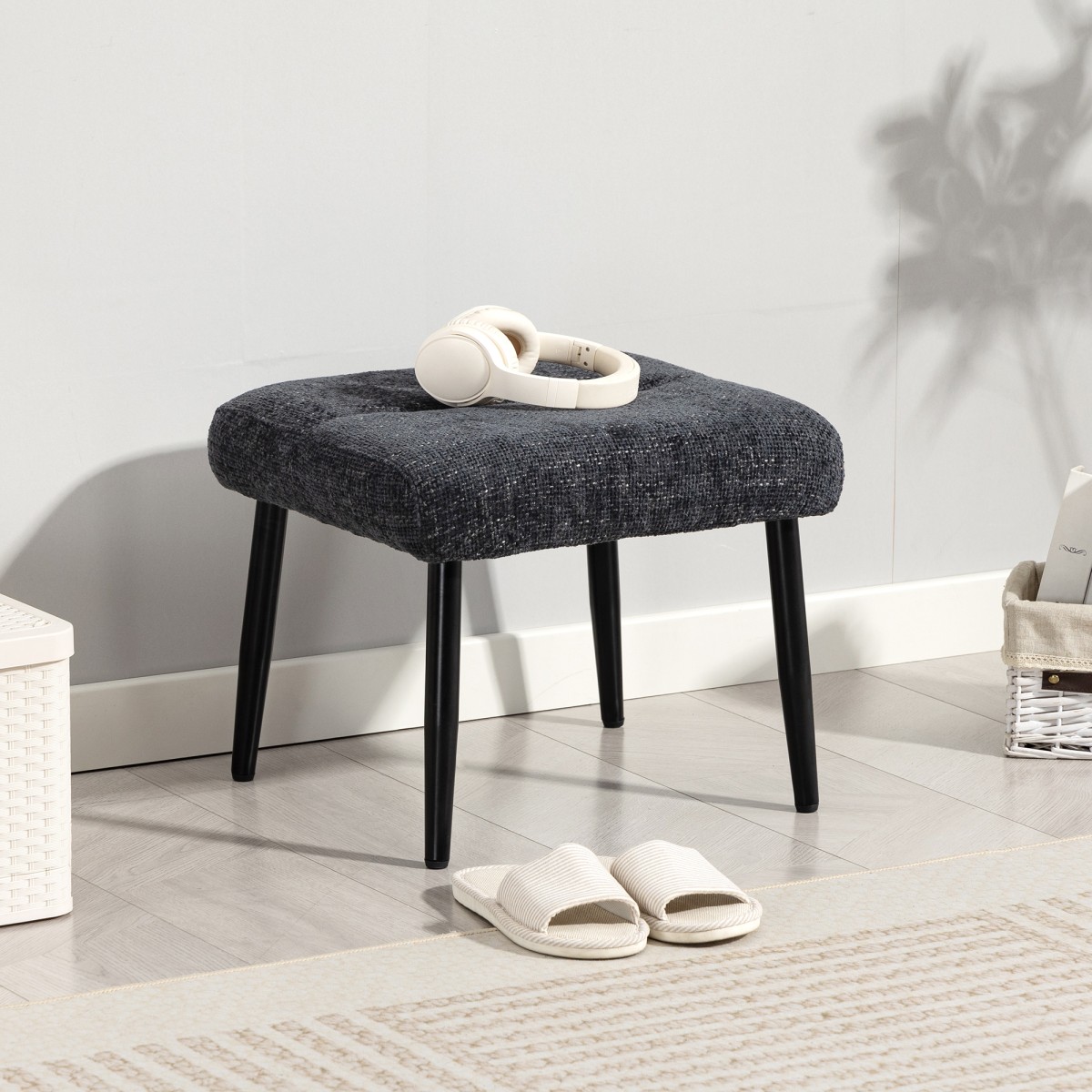 HOMCOM Σκαμπό με μαλακό μαξιλάρι καθίσματος, ατσάλινα πόδια, υποπόδιο με ύφασμα τύπου Chenille, 45 x 41 x 38 cm, σκούρο γκρι