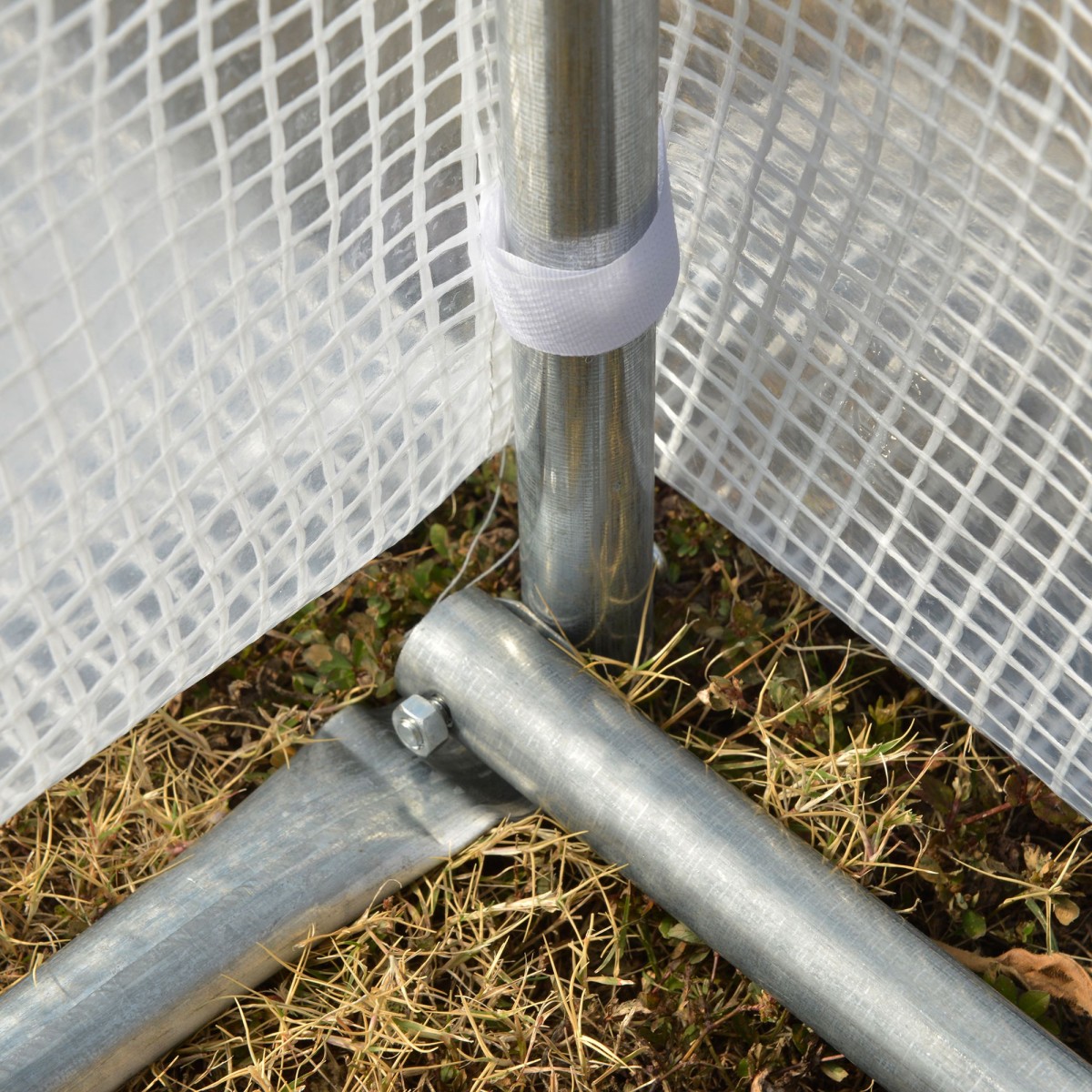 Tunnel Greenhouse Walk In Roll Up Walls Zip Door Πλαίσιο από γαλβανισμένο χάλυβα 4 x 3 x 2m Λευκό