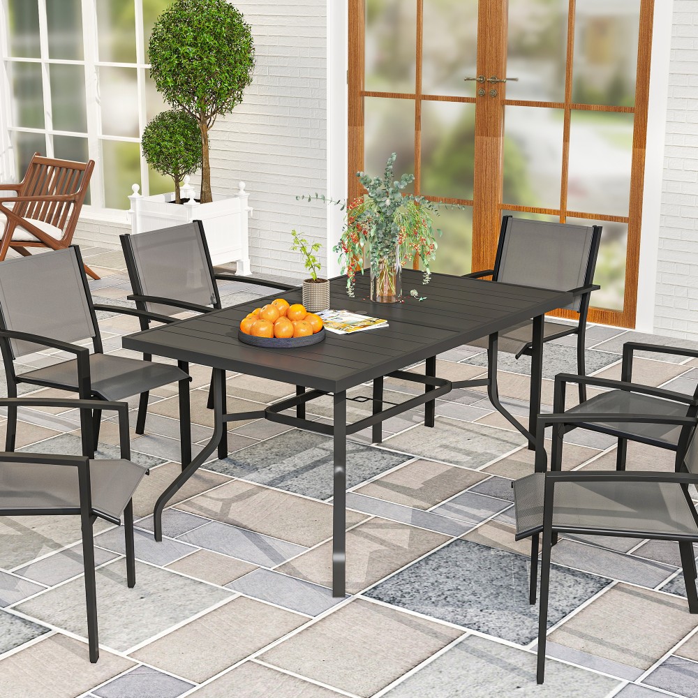 Τραπέζι κήπου 152x90 εκ., Ανθεκτικό στο καιρό τραπέζι μπαλκονιού από ατσάλι, βοηθητικό τραπέζι με οπή ομπρέλας, σχέδιο με σανίδες Μαύρο