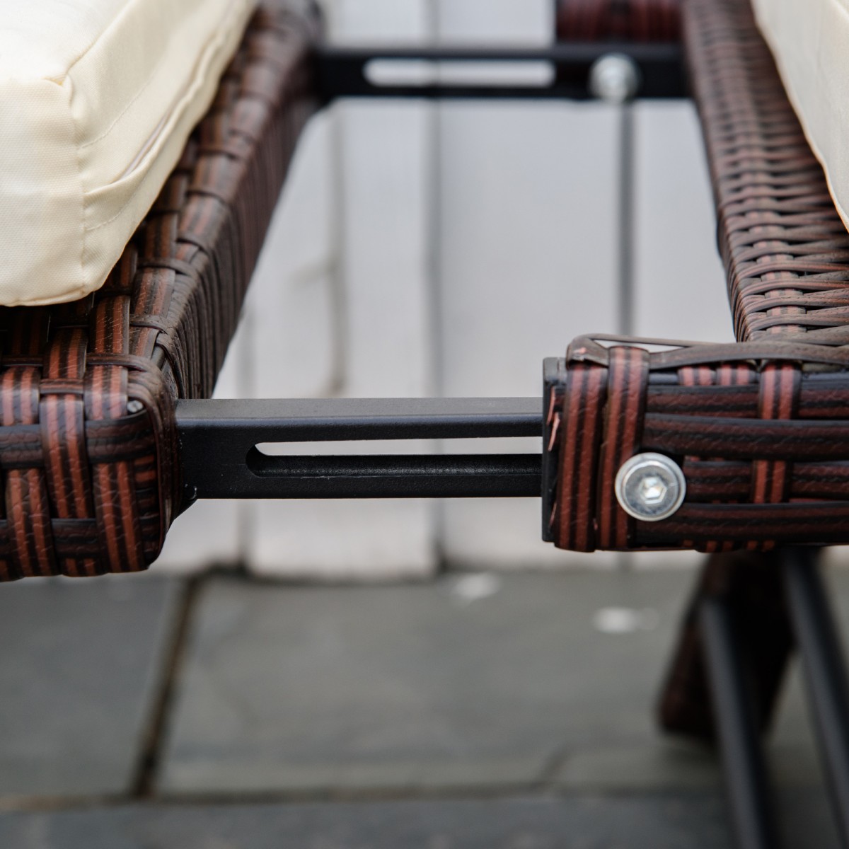 Καναπές κήπου Polyrattan 2 θέσεων έπιπλα κήπου καναπές σαλονιού πάγκος κήπου ξαπλώστρα κήπου πτυσσόμενα υποβραχιόνια ατσάλινο καφέ 129 x 63 x 67 cm