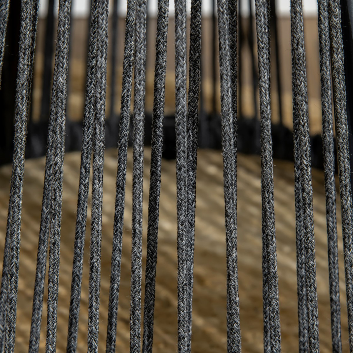 Τραπέζι κήπου PE Rattan Style Boho Weather Resistant 39cm x 39cm x 49cm Μαύρο + Φυσικό