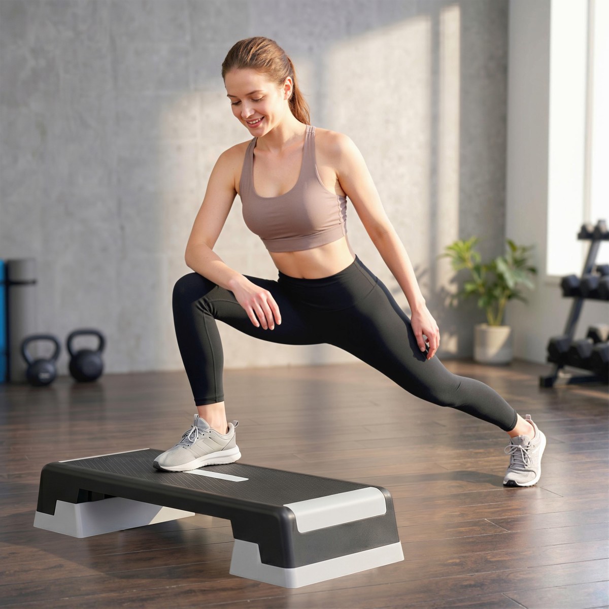 Αερόβιο stepper fitness ρυθμιζόμενο καθ' ύψος με 3 σκαλοπάτια (15/20/25 cm), αντιολισθητικό χαλάκι μαύρο + γκρι