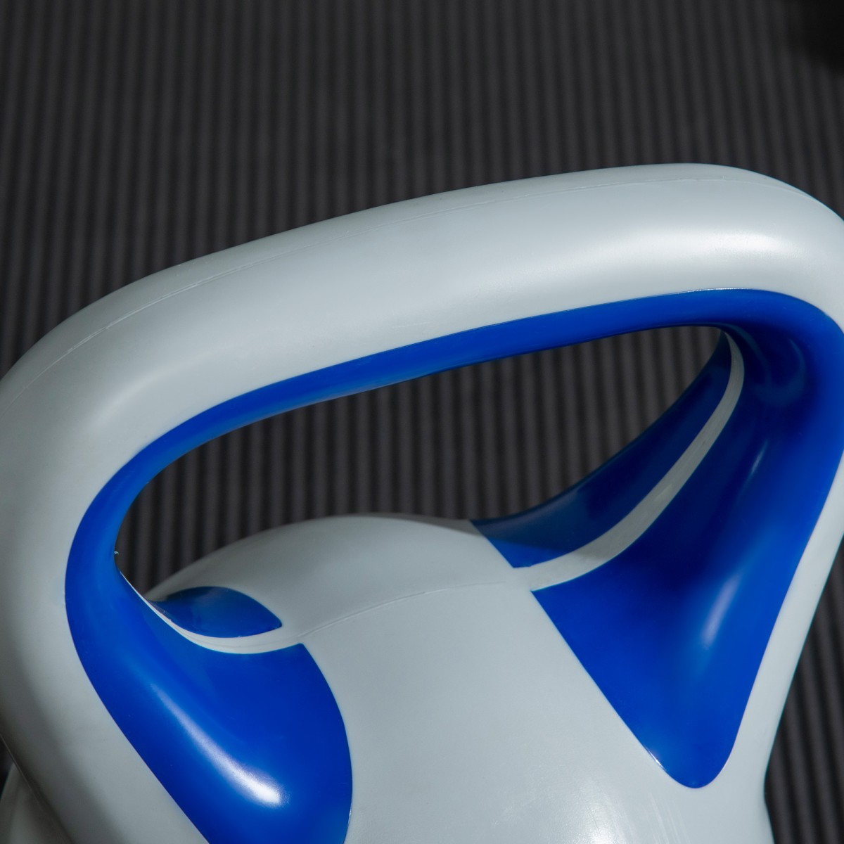 Kettlebell, kettlebell, 12 kg, επίπεδος πάτος, μεγάλη λαβή, πλαστικό κάλυμμα, μπλε, 24 x 17 x 28 cm