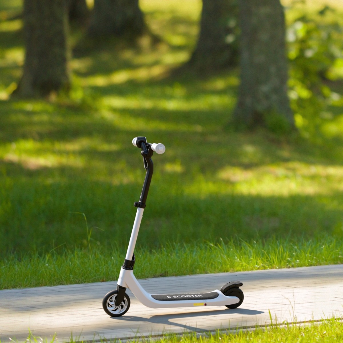 E-scooter, ηλεκτρικό kick scooter, αυτονομία 6 km, ηλικίας 6 ετών και άνω, ατσάλινο πλαίσιο, μαύρο+άσπρο, 76 x 53 x 95 cm