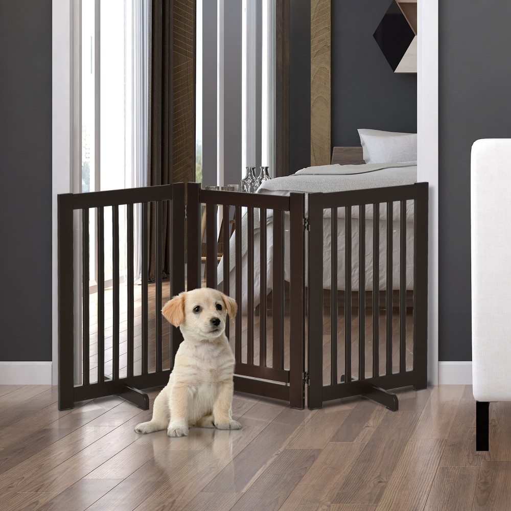 Ρυθμιζόμενη προστατευτική πύλη Dog Barrier Freestanding with Feed 155 x 76 cm Ξύλινη Πύλη Dog Πτυσσόμενη Πύλη Σκάλας για Σκάλες, Πόρτες, Κουζίνα, Διάδρομος, 3 Πάνελ, Σκούρο Καφέ