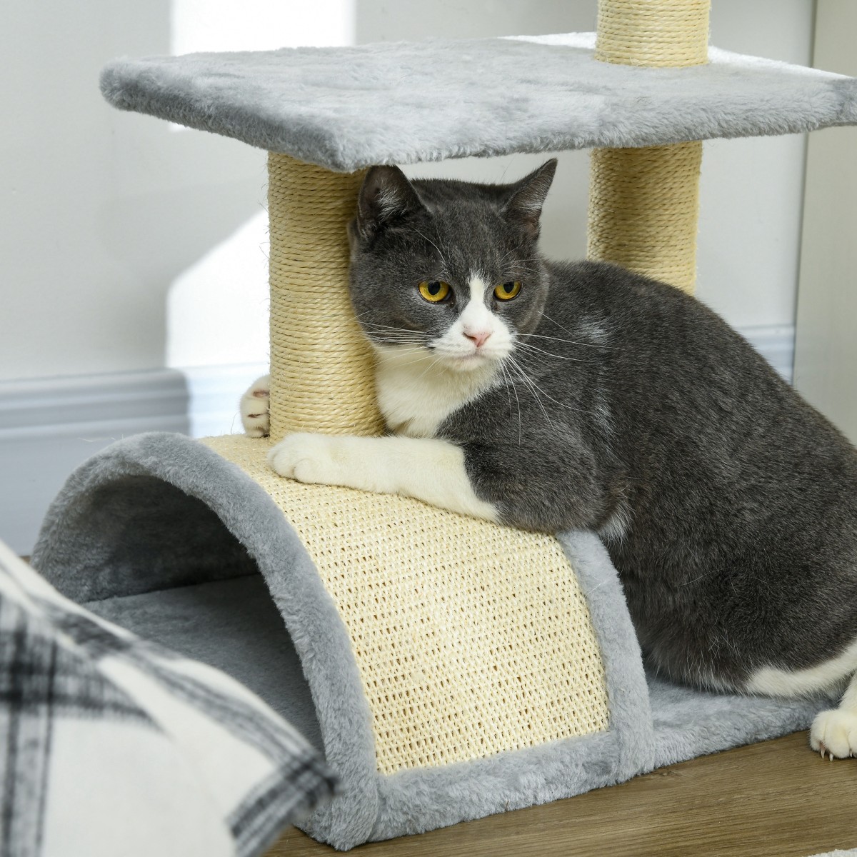 Πύργος γάτας 72 εκ. Ξυστό με βελούδινες μπάλες, στύλους σιζάλ, πλατφόρμα, ξύσιμο ανοιχτό γκρι
