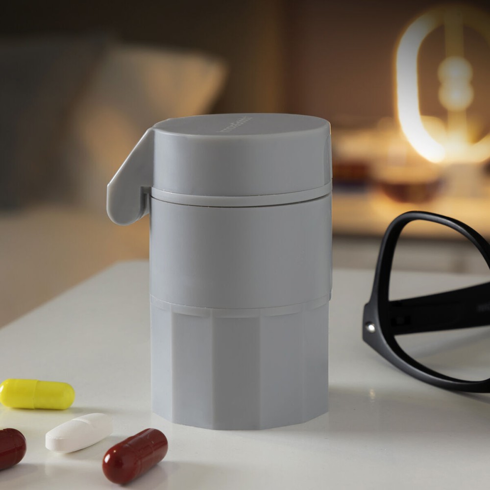 Δοχείο χαπιών με Κόφτη και Τρίφτη 5 σε 1 InnovaGoods Modelo Filvlok Γκρι Πλαστική ύλη (96 Τεμάχια) (Ανακαινισμenα B)