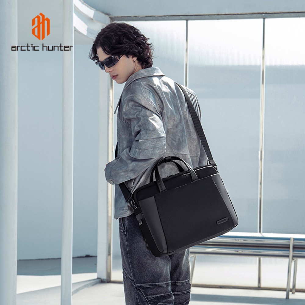 ARCTIC HUNTER τσάντα ώμου GWB00848 με θήκη laptop 15.6", 9L, μαύρη