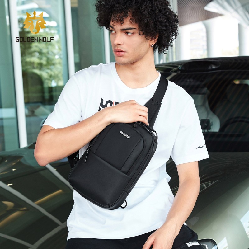 GOLDEN WOLF τσάντα Crossbody GXB00725, 4L, μαύρη