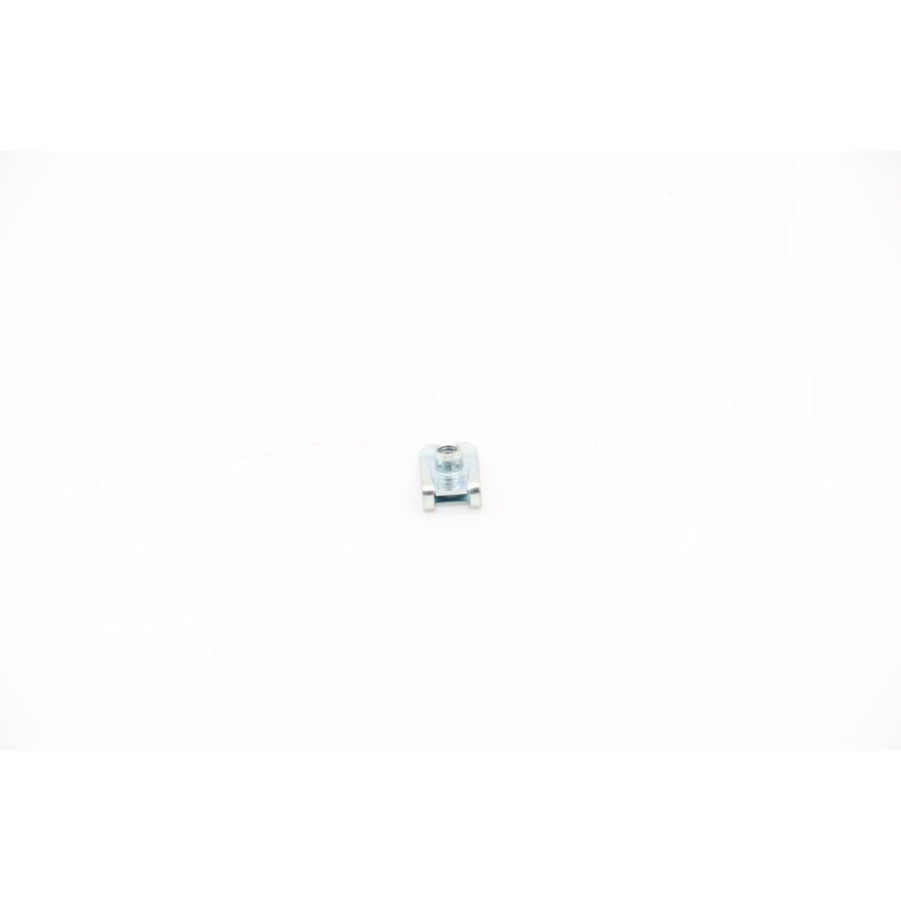 VNG350/VN500 - Nut/Clip 4Mm