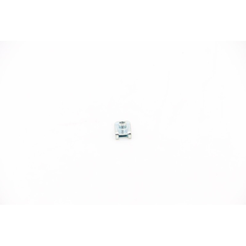 VNG350/VN500 - Nut/Clip 4Mm