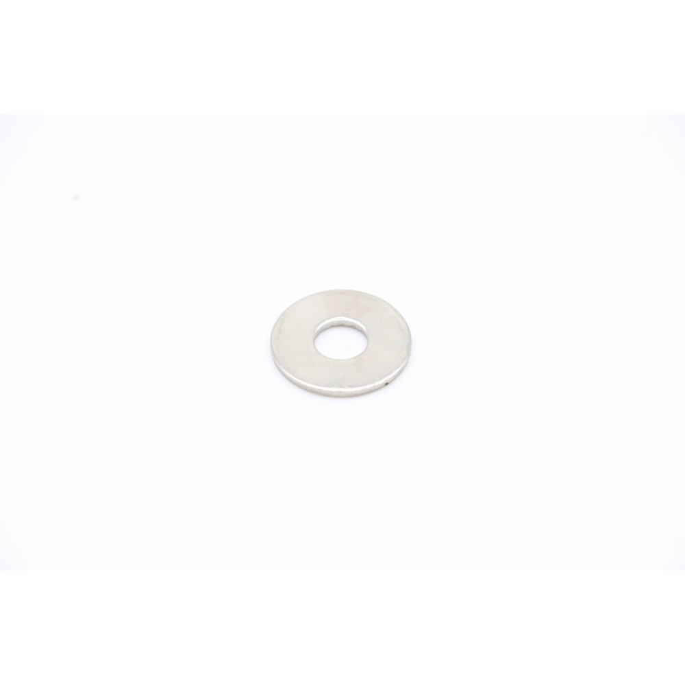 MPM40 - Large Flat Washer 8 #17