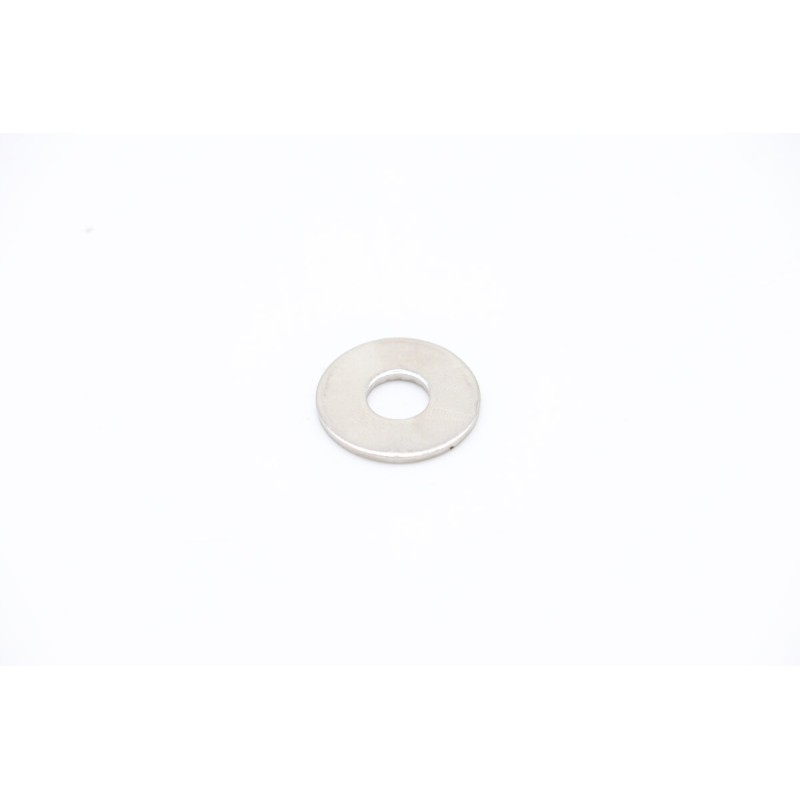 MPM40 - Large Flat Washer 8 #17