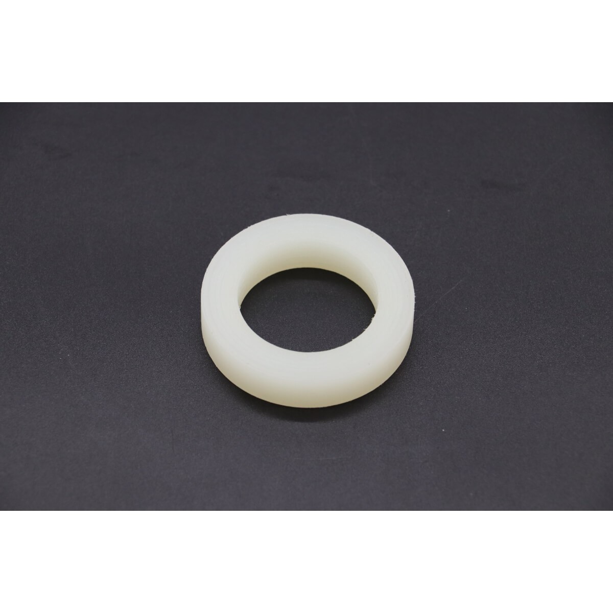 Maj Back Nylon Bearing White O Ring