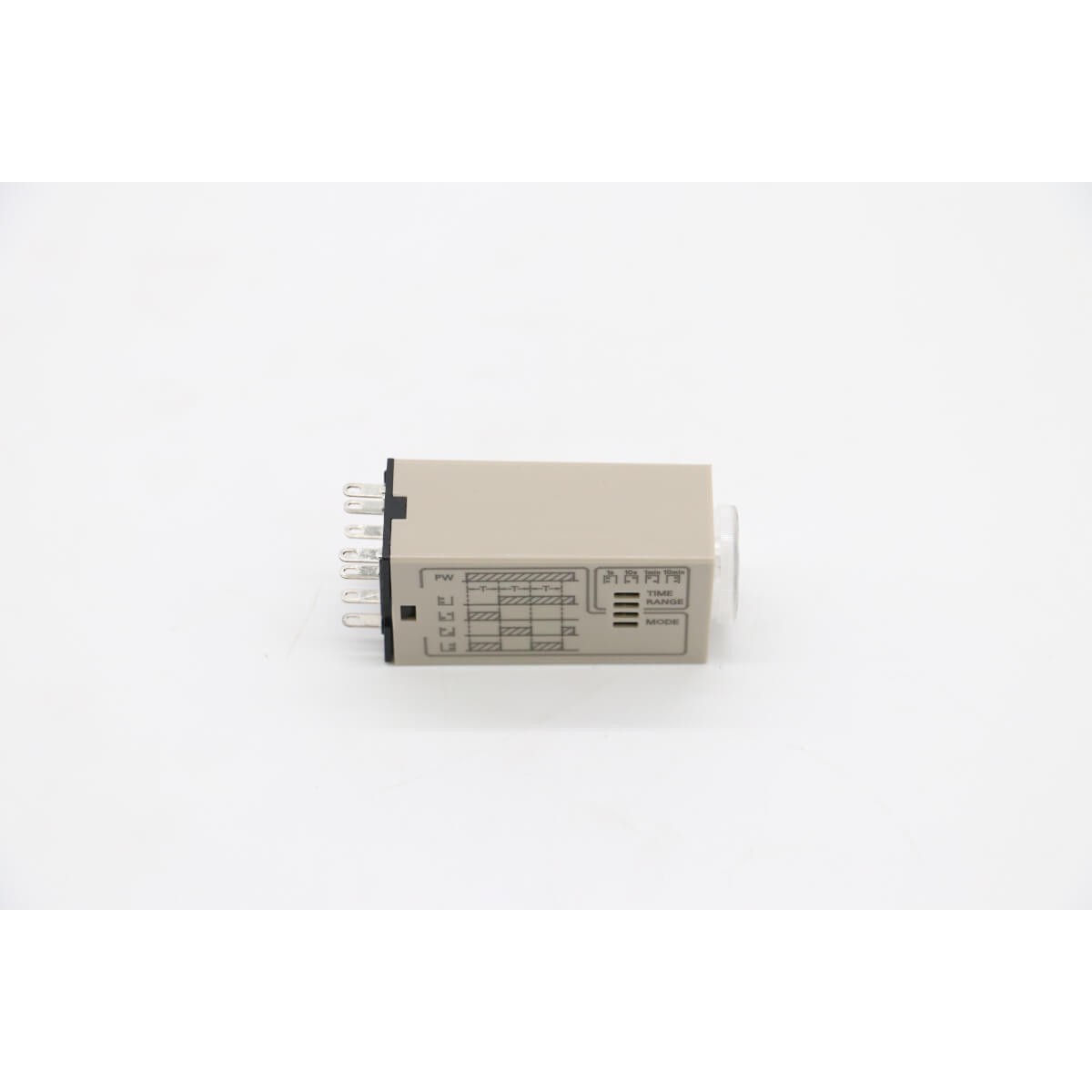 RELAIS - Time Relais 200/230V (Omron / H3yn8000r)