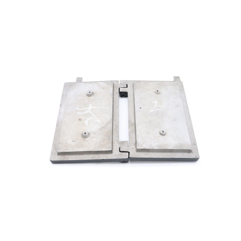 SMILEY HEARTSHAPE - Hot Plates (Set Of 2)