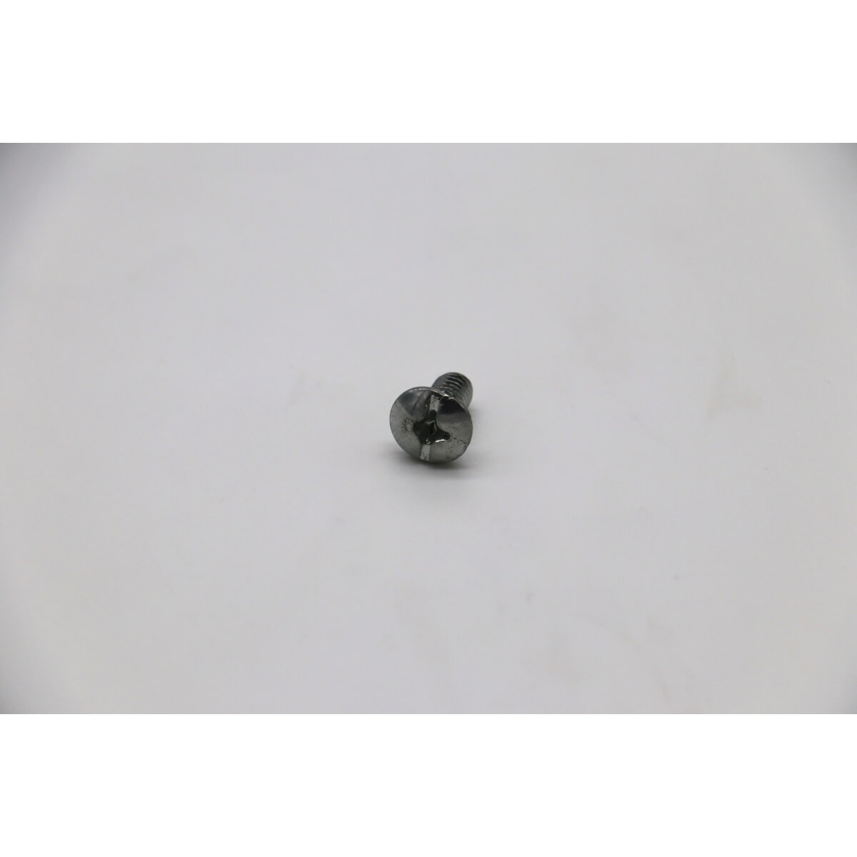 CAKE - Slide Fixing Screws #32