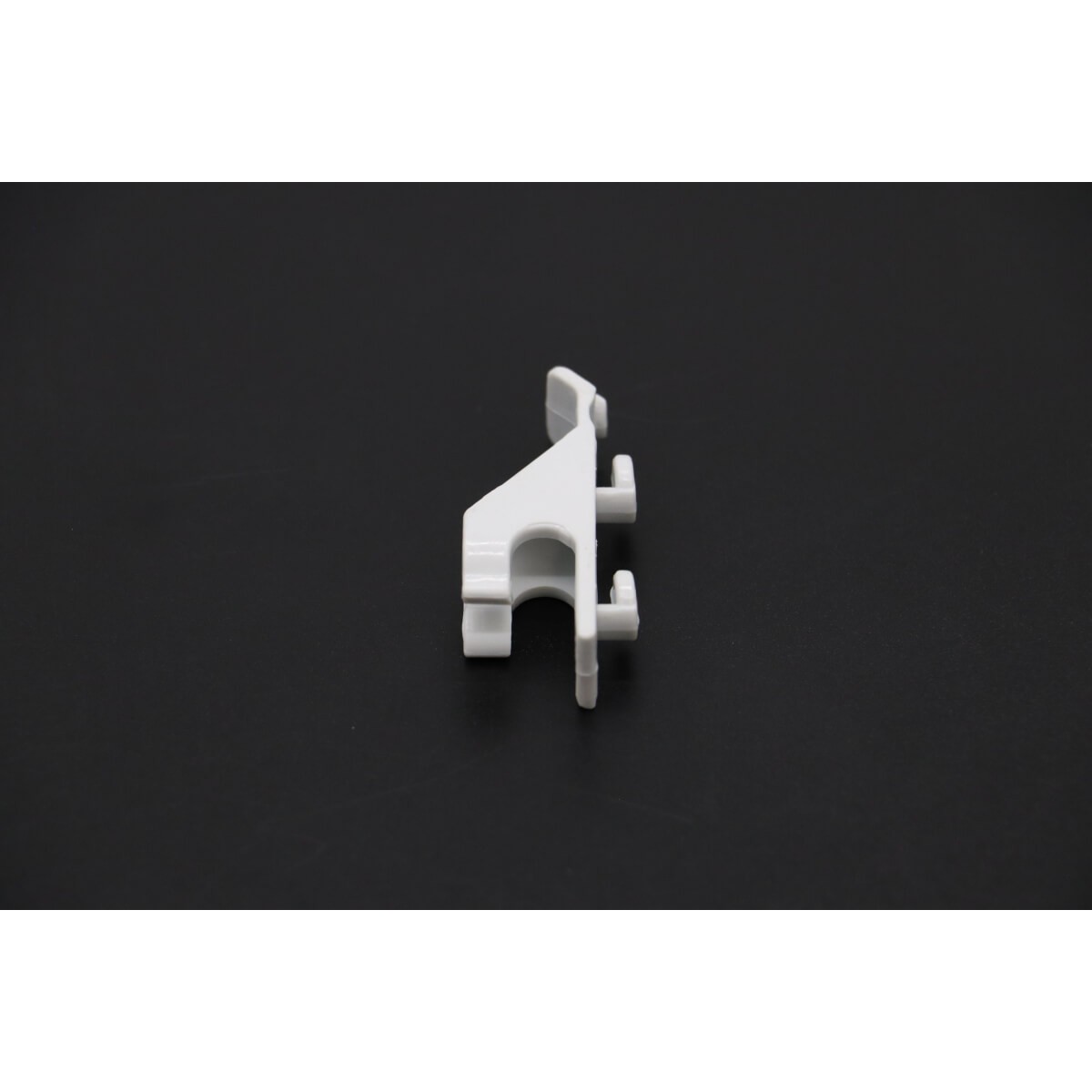 SC235 - Shelf Clip (White) (Nm)