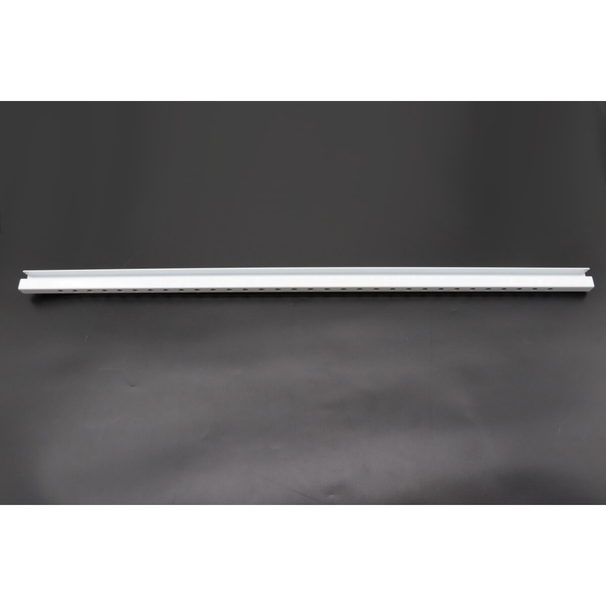 SC98 - Front Pole (White)