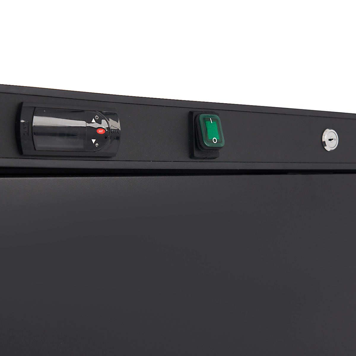 Freezer - 600L - 6 Fixed Shelves - Black