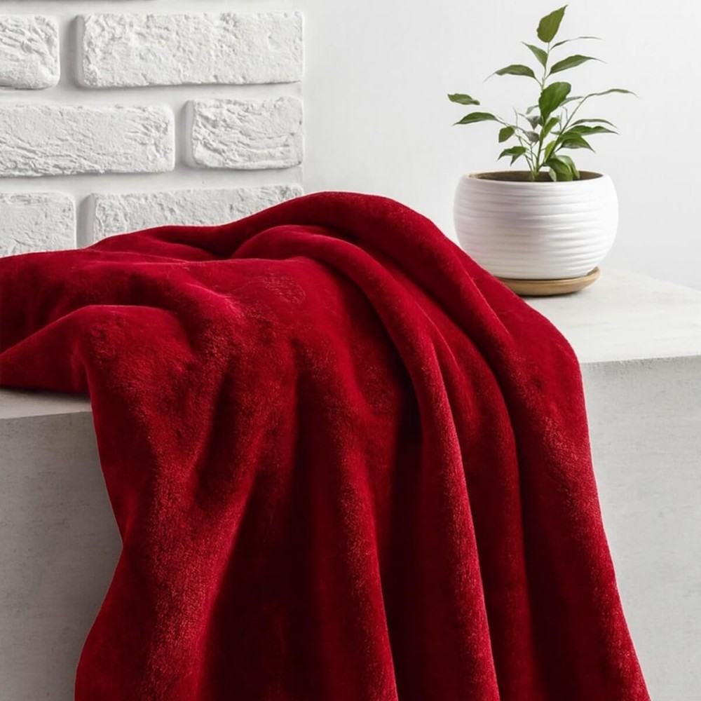 Κουβέρτα υπέρδιπλη κόκκινη βελουτέ από 100% polyester 220x240εκ.