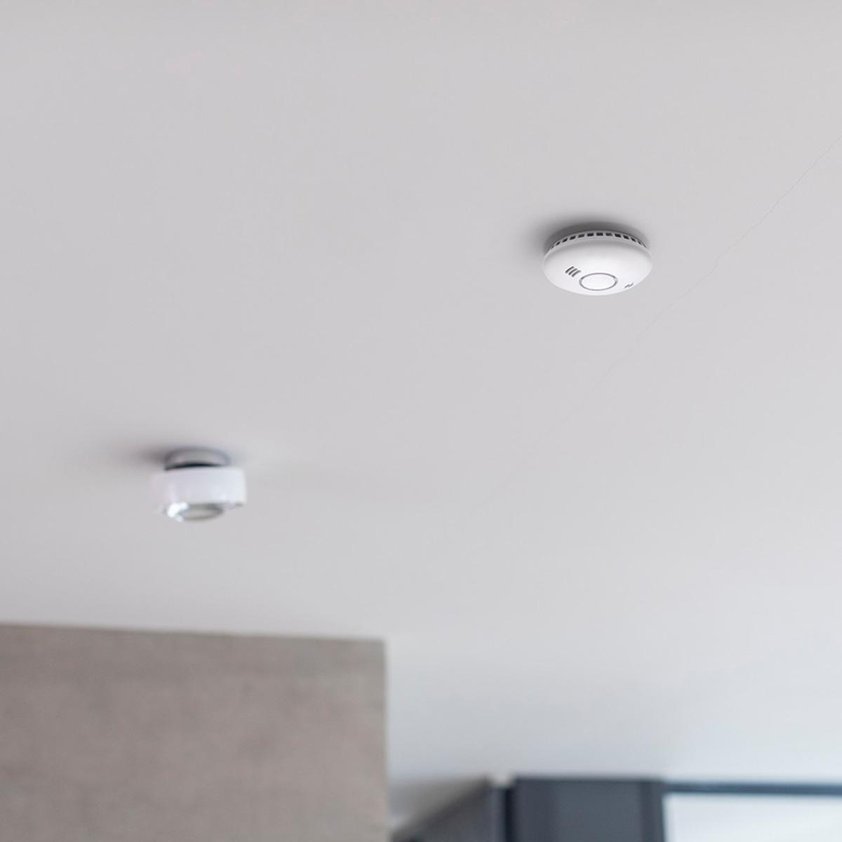 Ανιχνευτής Καπνού και Θερμότητας WiFi brennenstuhl Connect WRHM01 με Ειδοποίηση μέσω Εφαρμογής και Ηχητικό Σήμα 85 dB

