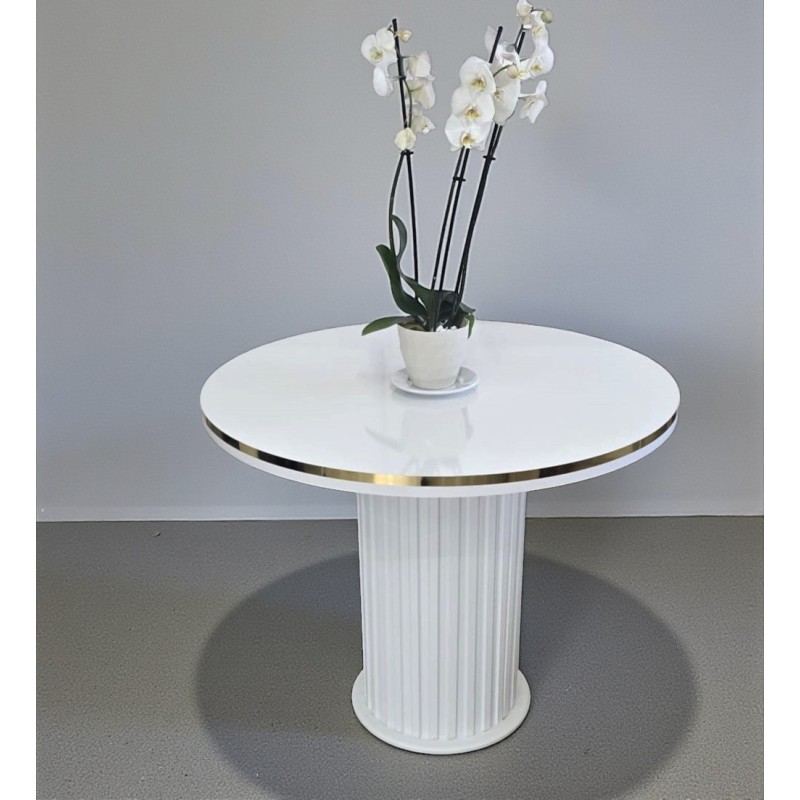 Stewehome Λευκό Στρογγυλό Τραπέζι MDF με Ασημί Λεπτομέρεια 90x75cm