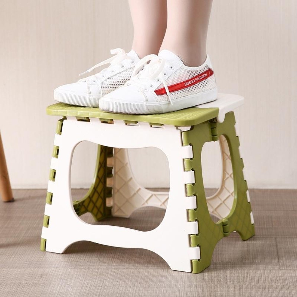 Outdoor Portable Sitting Plastic Folding Stool Fishing Useful Stool, Random Color Delivery
