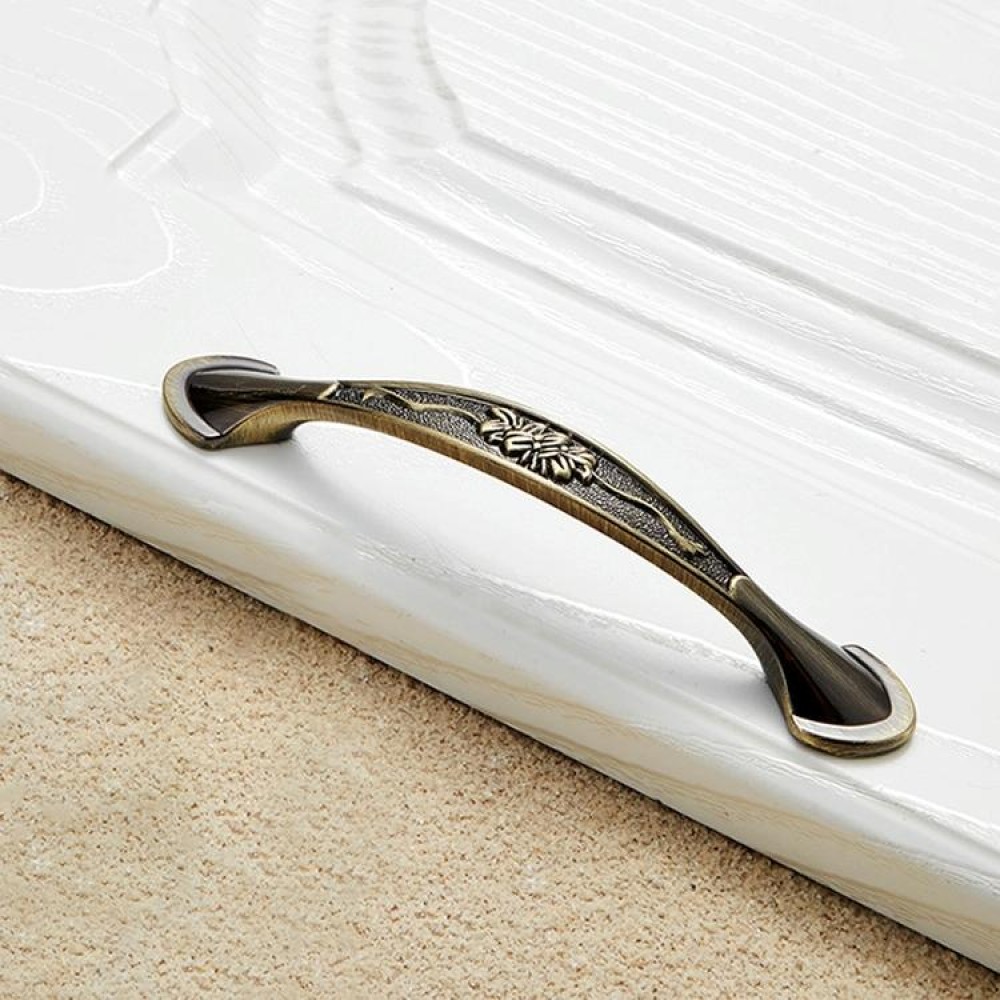6026-96 European Style Zinc Alloy Cabinet Wardrobe Drawer Door Handle, Hole Spacing: 96mm (Bronze)