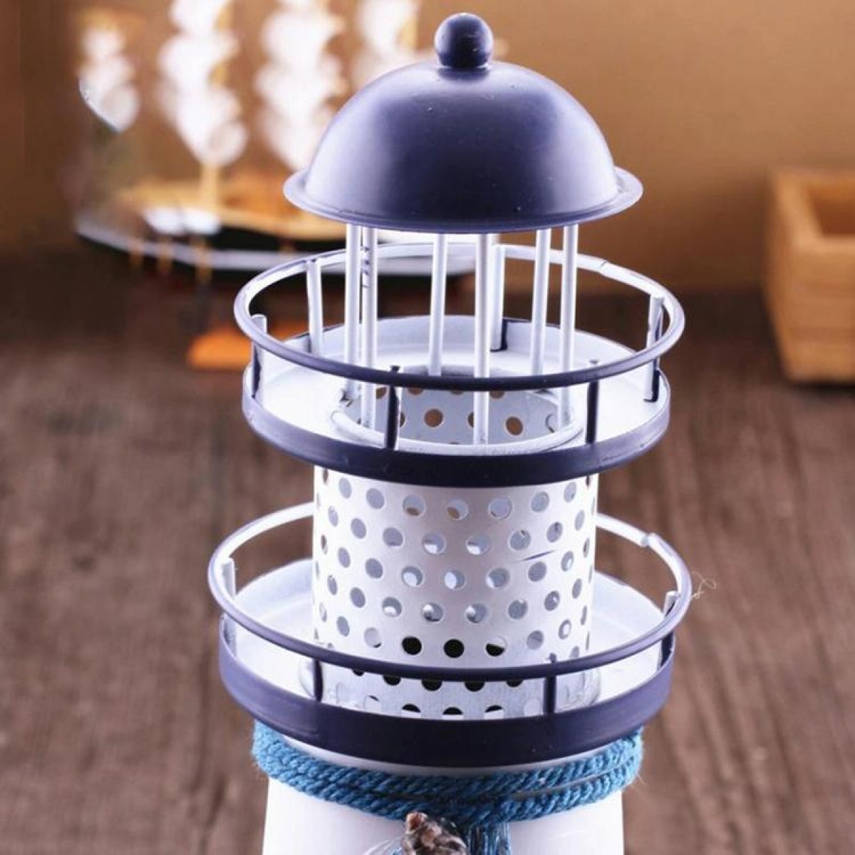 Creative Mediterranean Style Iron Handmade Flash Lighthouse, Random Style Delivery, Size: 28.5*9.5cm