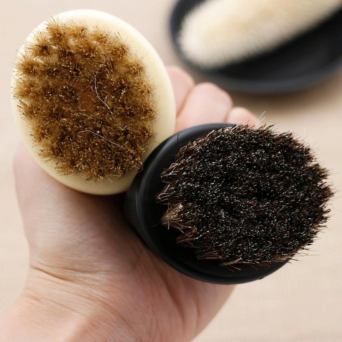 Men Ring Design Portable Boar Brush Black ABS Haircut Cleaning Shaving Brush(Black)