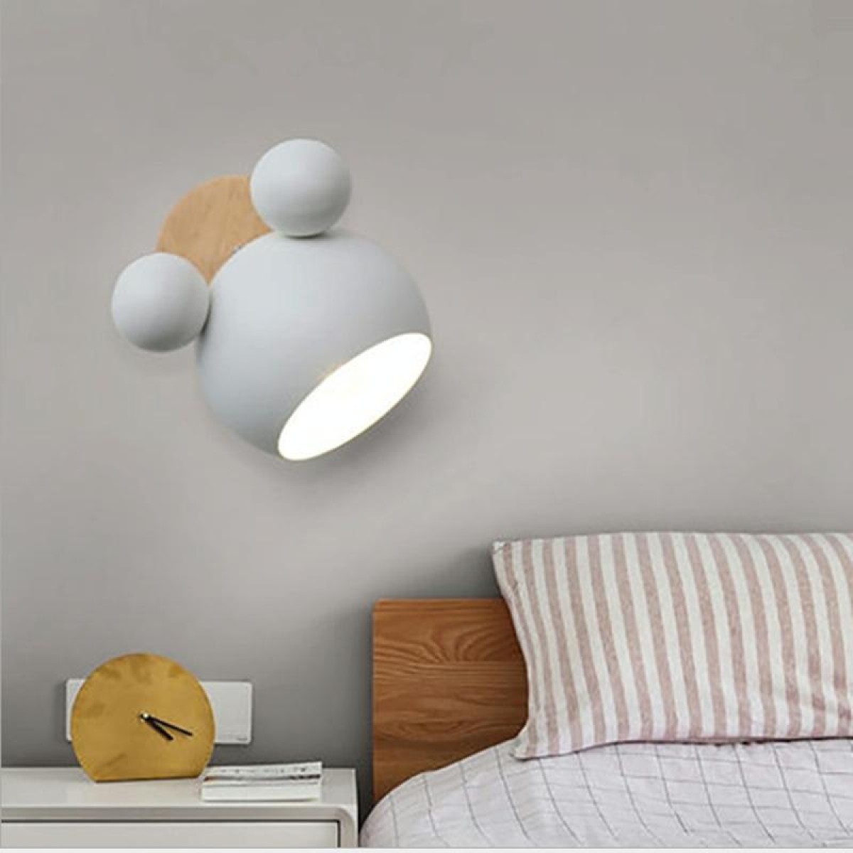 Creative Cartoon E27 LED Warm White Light Wall Lamp for Bedside Passage (White)