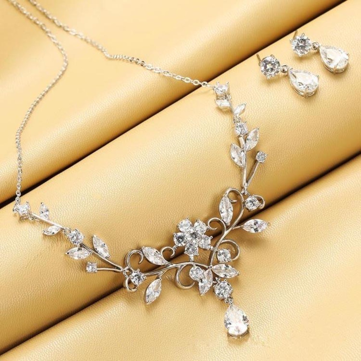 Elegant Simple Bridal Wedding Earrings Zircon Necklace Set(TL72)
