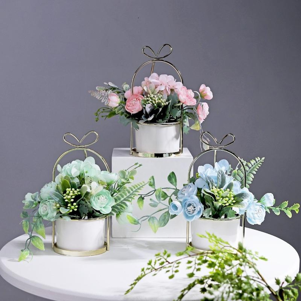 Wrought Iron Portable Frame Hydrangea Flower Pot Decoration Ornaments Home Study Office Wedding Decoration( Light Green)
