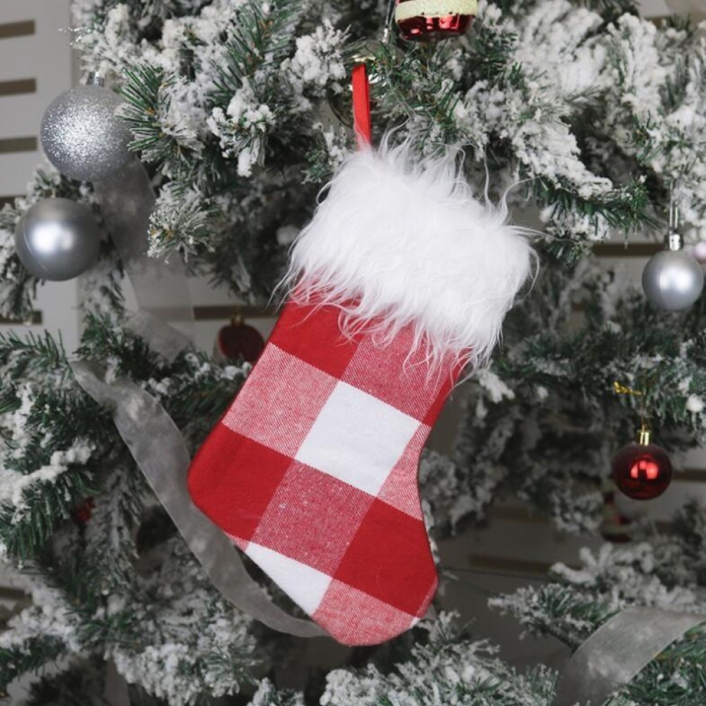 Christmas Tree Ornaments Decoration Supplies Gift Bag Plush Christmas Socks Gift Bag Pendant(Red and White)
