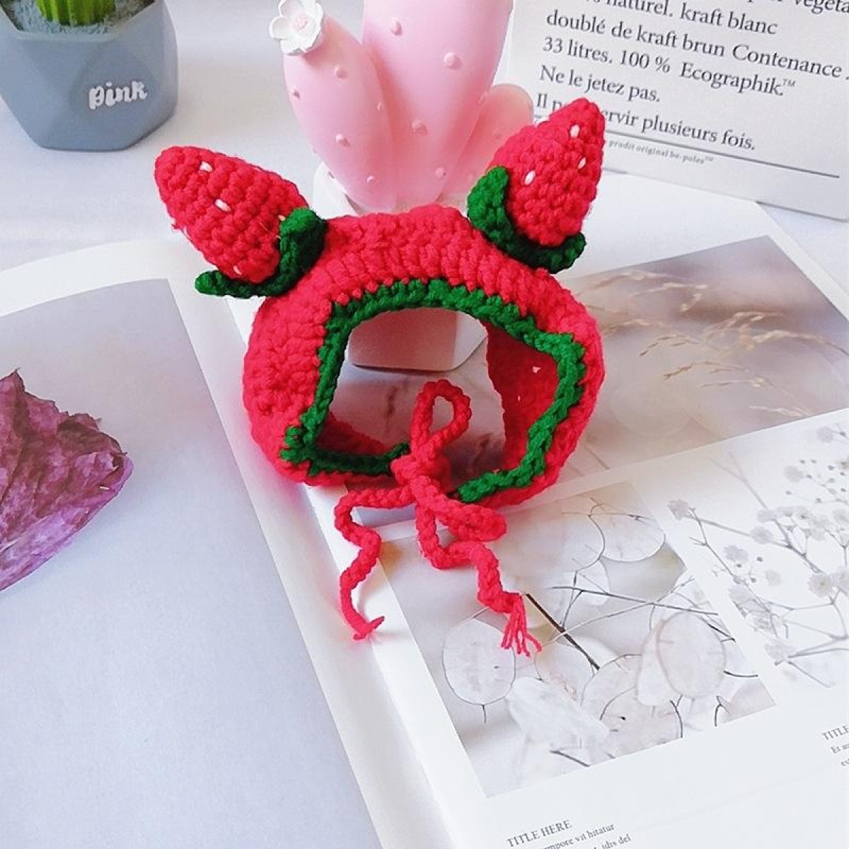 Cute Strawberry Headgear Handmade Knitted Hat Pet Accessories, Size: S