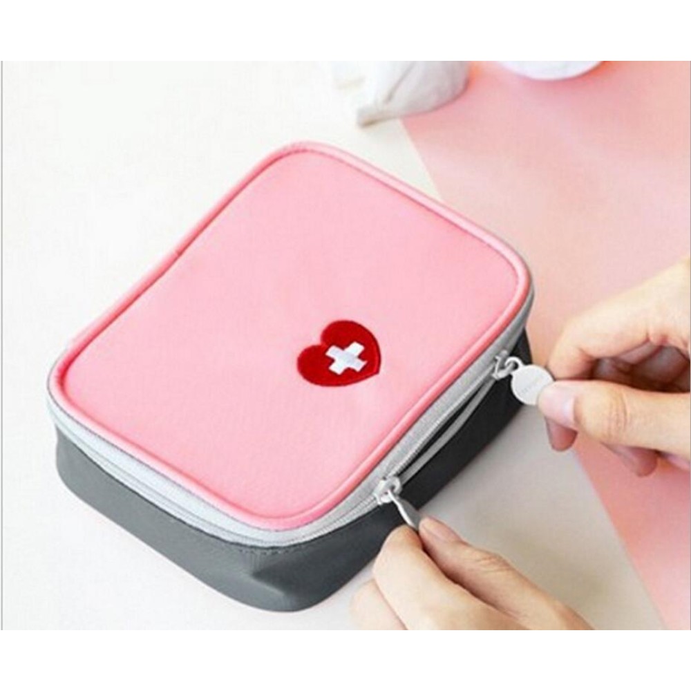 Cute Heart Mini Medicine Bag First Aid Emergency Kits Organizer Outdoor Household Pill Bag, Size: 13x10x4cm(Pink)