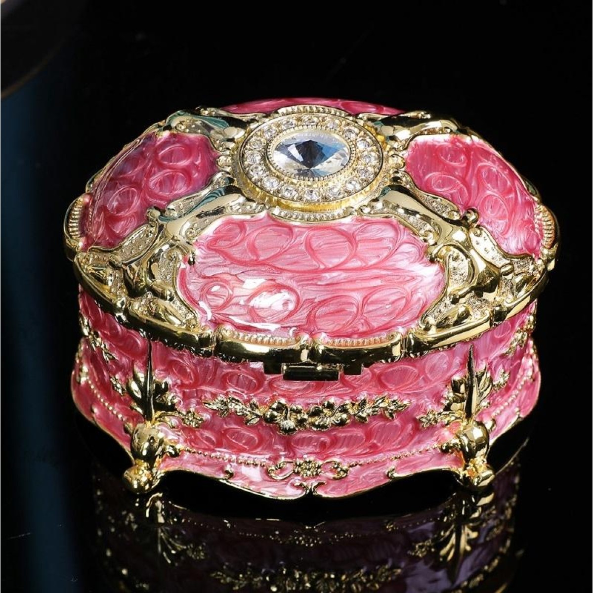 Metal Oval Diamond Jewelry Storage Box Birthday Wedding Gift, Size: 8.5x6x6cm(Pink)