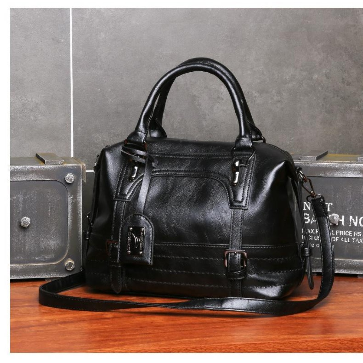 Ladies Casual Handbag Soft-faced Solid Color One-shoulder Diagonal Large Bag(Black)