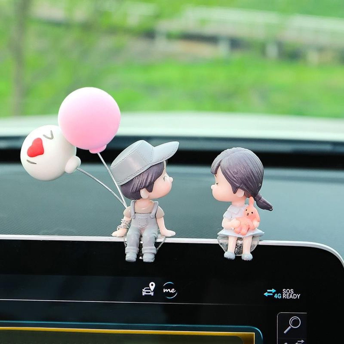 Car Ornament Ornament Lovely Kissing Couple Doll, Color: Gray+Balloon