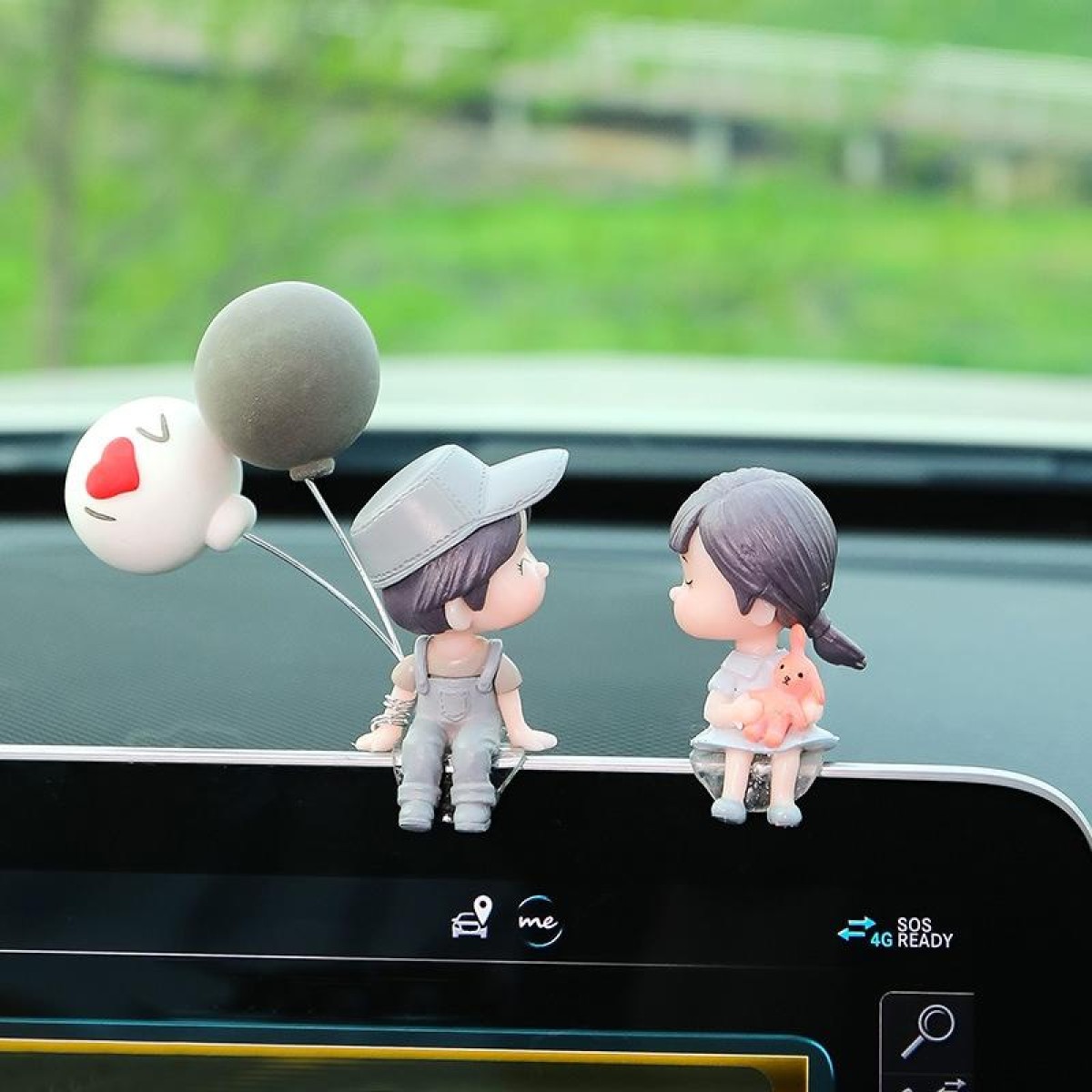 Car Ornament Ornament Lovely Kissing Couple Doll, Color: Gray+Gray Balloon