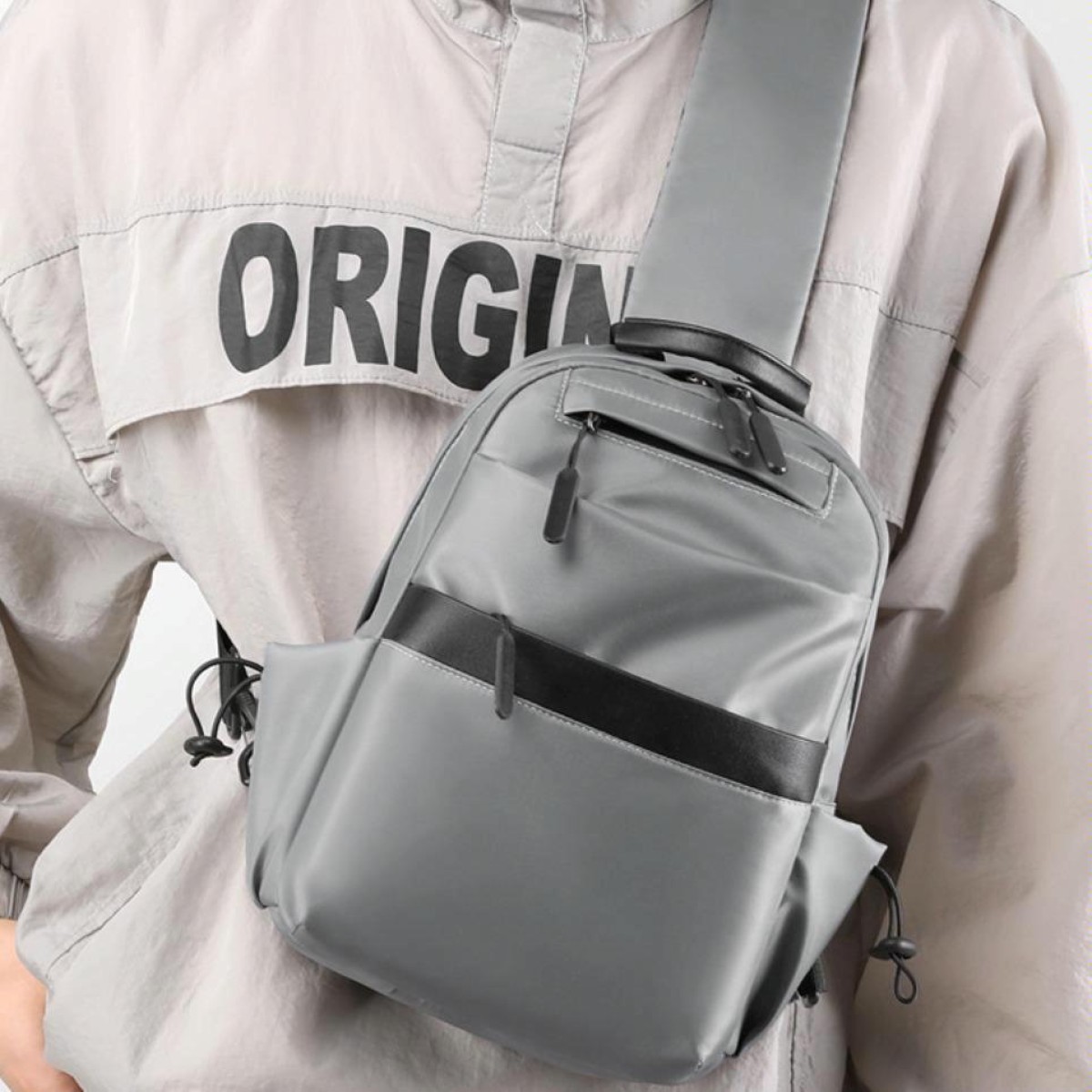 Men Messenger Large Capacity Sports Chest Bag(Grey)