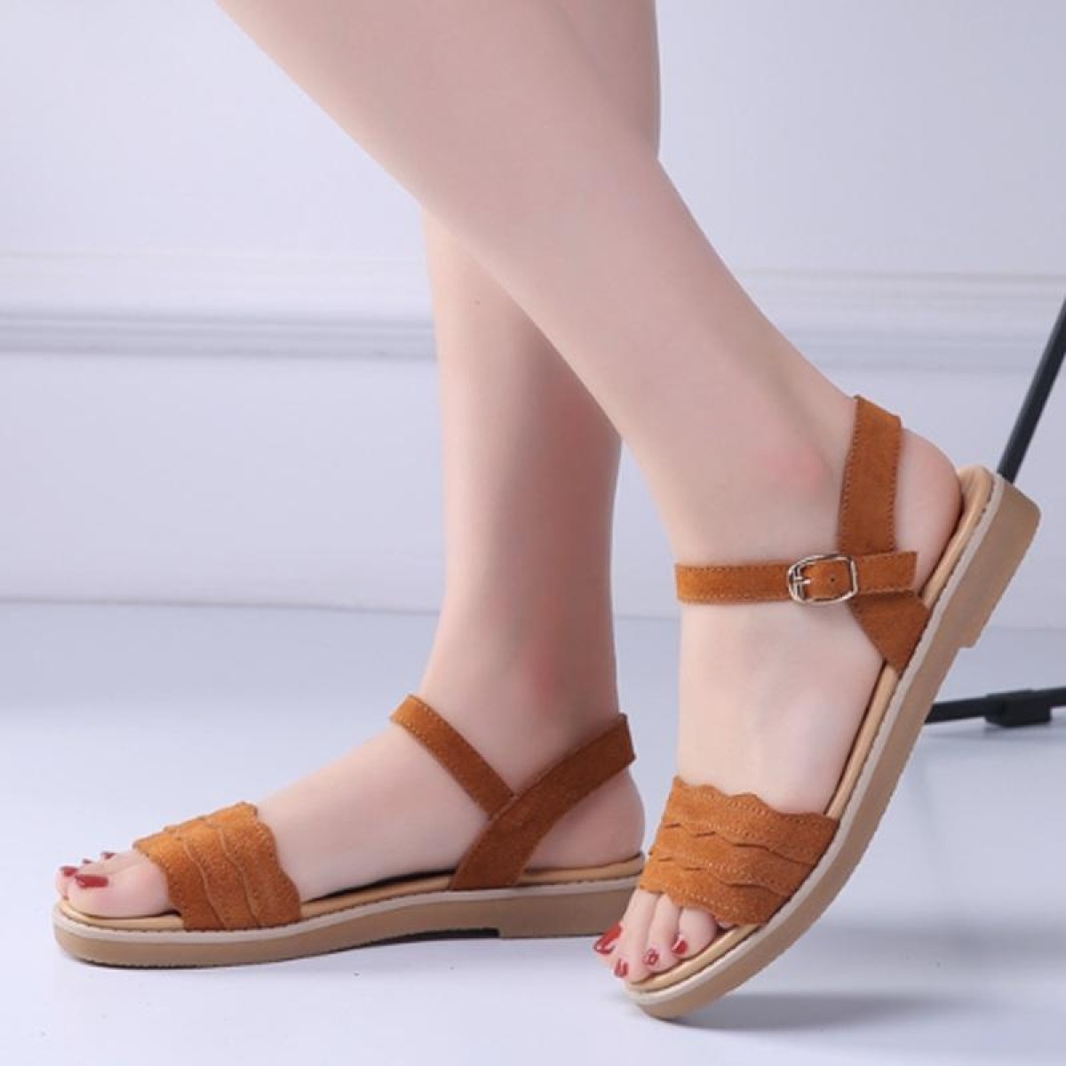 Suede Flat Bottom Non-slip Wearable Lightweight Sandals for Women (Color:Brown Size:37)
