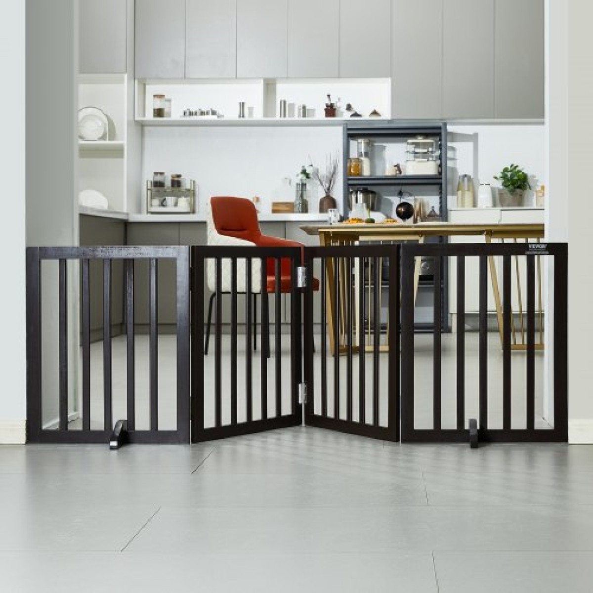VEVOR Free Standing Dog Gate, 24" Υ x 80,3" W Ανεξάρτητη πύλη για κατοικίδια, 4 πάνελ Πτυσσόμενη πύλη σκύλου για φαρδιά και στενά περάσματα, επεκτάσιμο φράγμα σκύλου με αθόρυβη στήριξη ποδιών για εσωτερικούς χώρους, καφέ