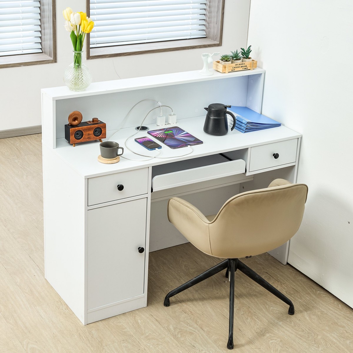 Reception Desk VEVOR, 47,24 x 18,7 x 39,37 σε ορθογώνιο μπροστινό τραπέζι, Γραφείο ρεσεψιόν με φως LED, 2 συρτάρια και πρίζες, για ταμείο, λόμπι, σαλόνι ομορφιάς και γραφείο, λευκό