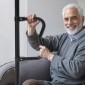 Στύλος μεταφοράς VEVOR από το δάπεδο μέχρι την οροφή, Μπάρα στήριξης μπάνιου με αντιολισθητική λαβή, πόλος ασφαλείας χωρητικότητας 300 Lbs για ηλικιωμένους, Ιδανικός πόλος ασφαλείας για ηλικιωμένους για οροφές 7-10 Ft, Μαύρο